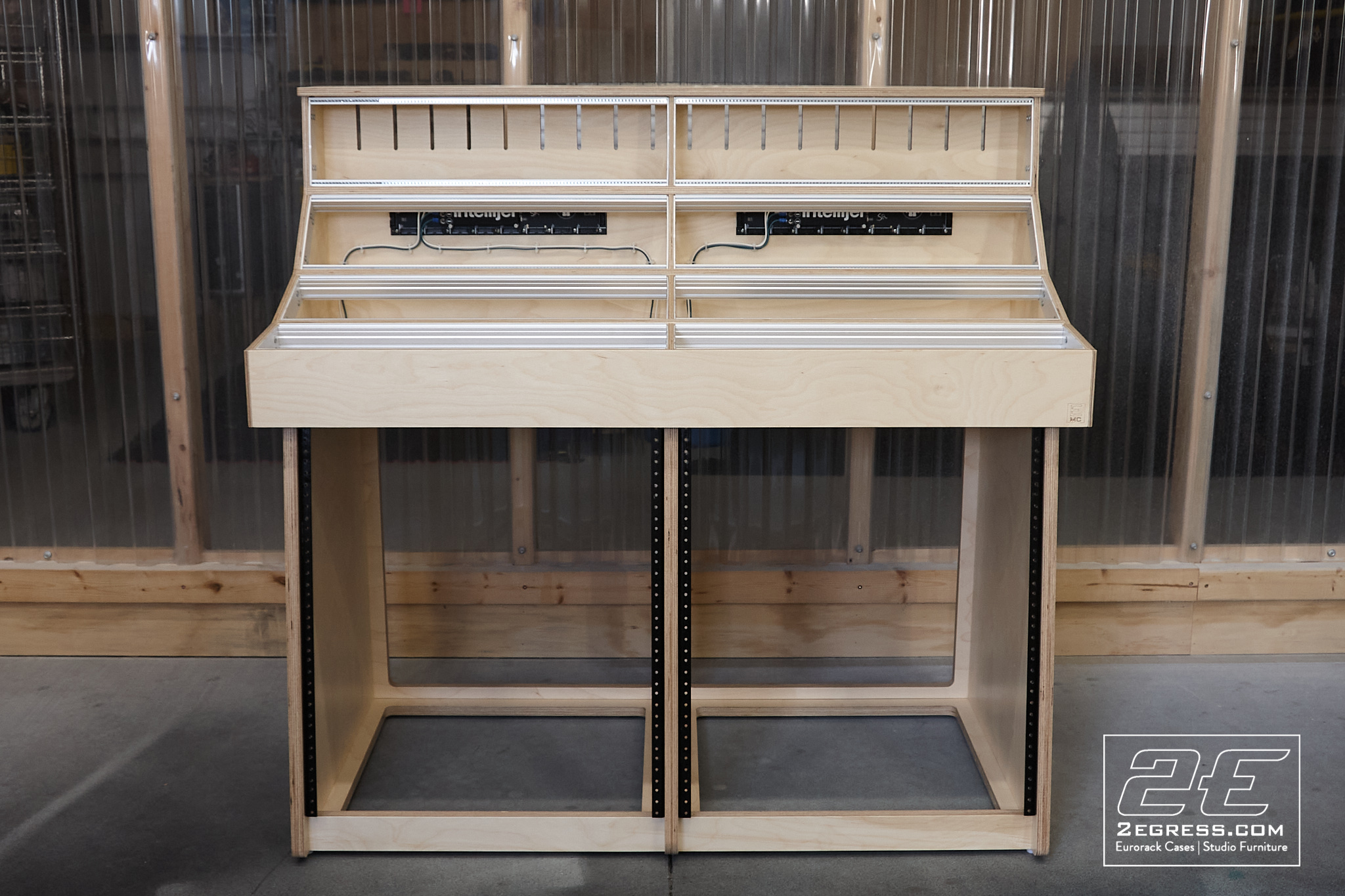 custom eurorack case 2egress