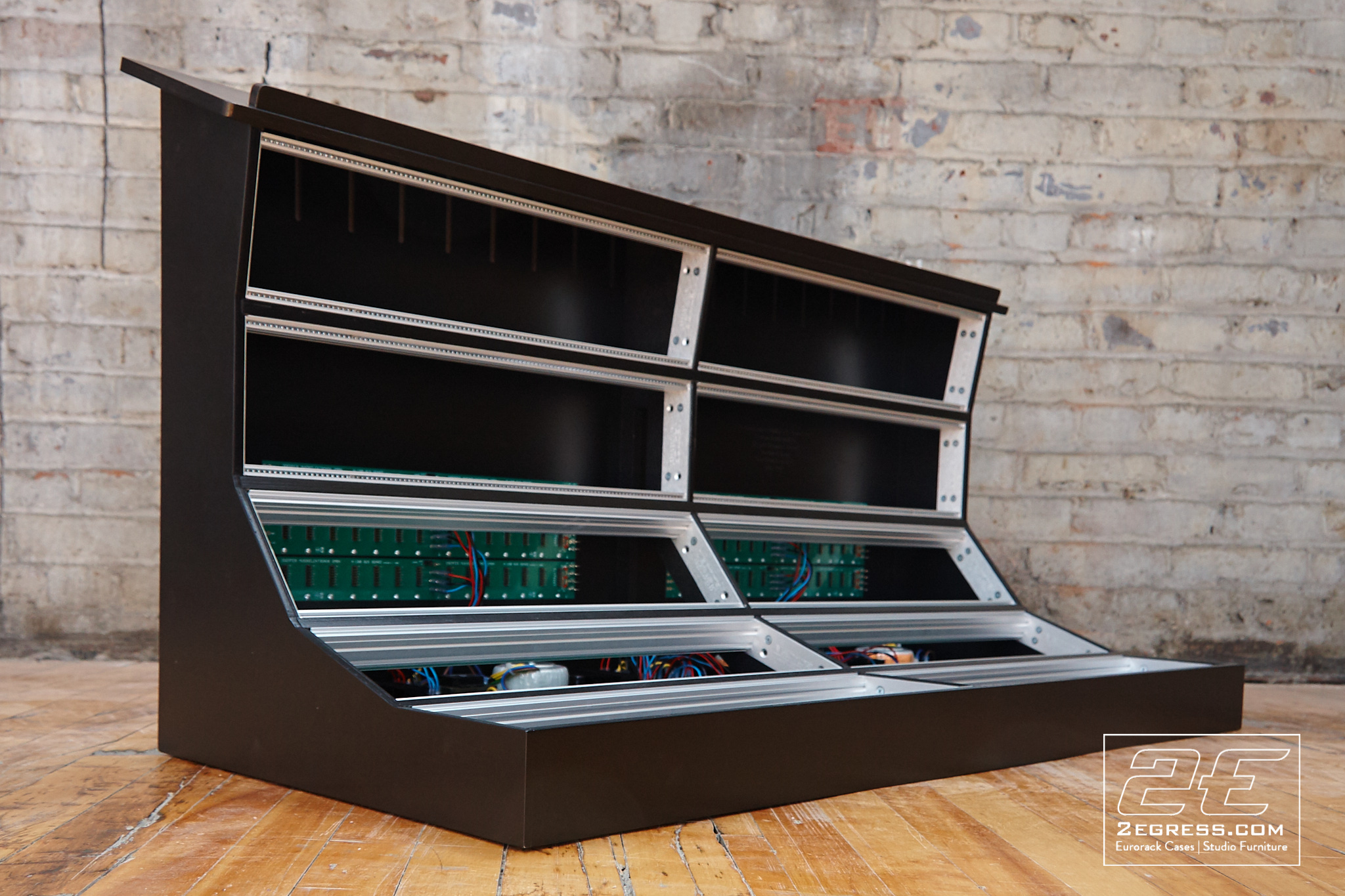 15u eurorack case 2egress