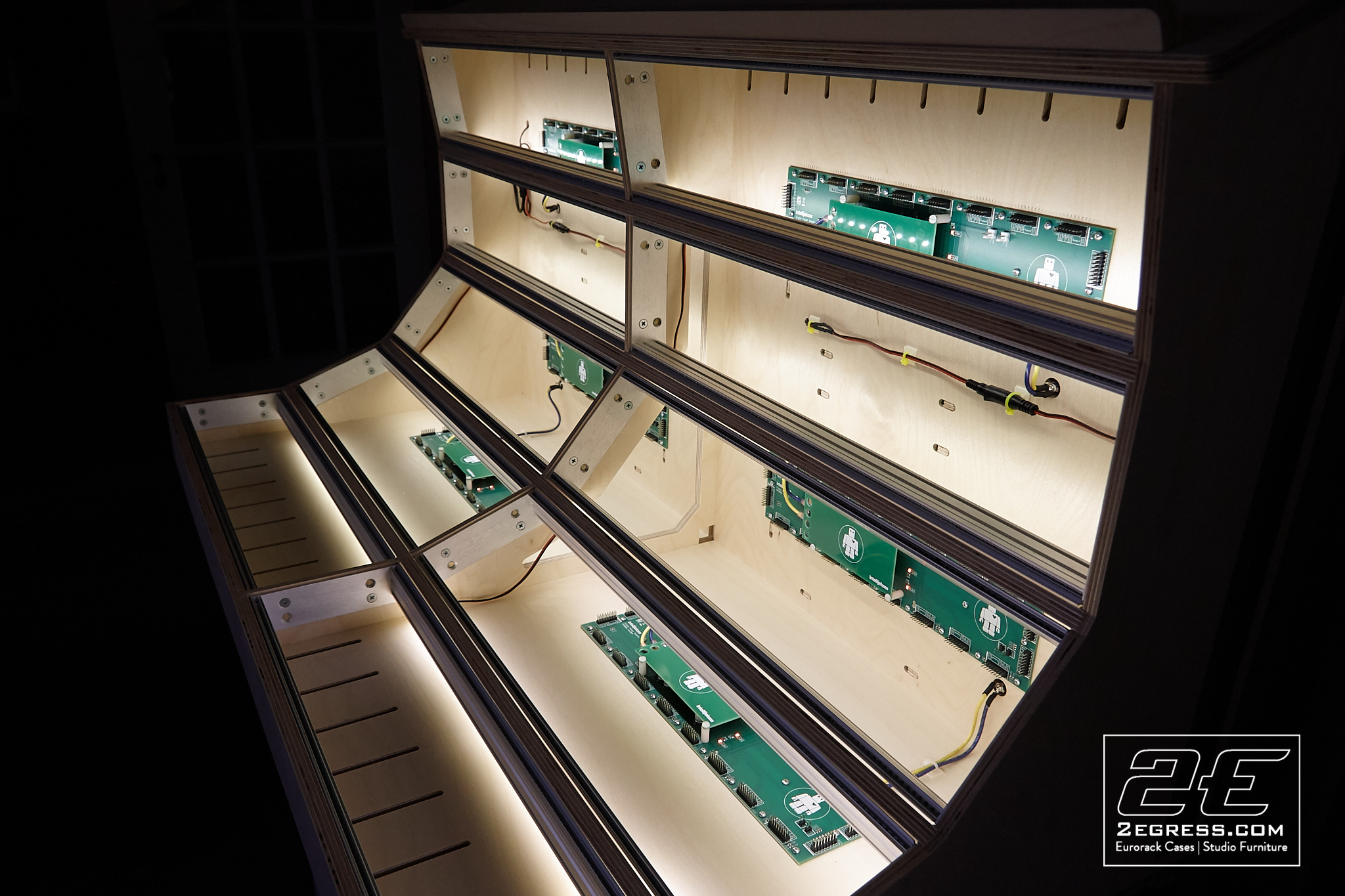 custom eurorack case 2egress