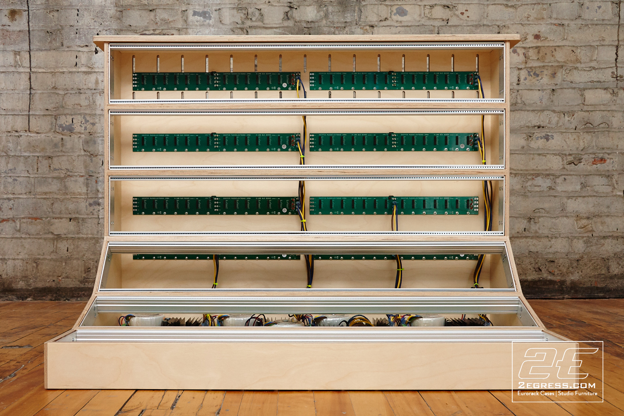 eurorack case 18u 2egress