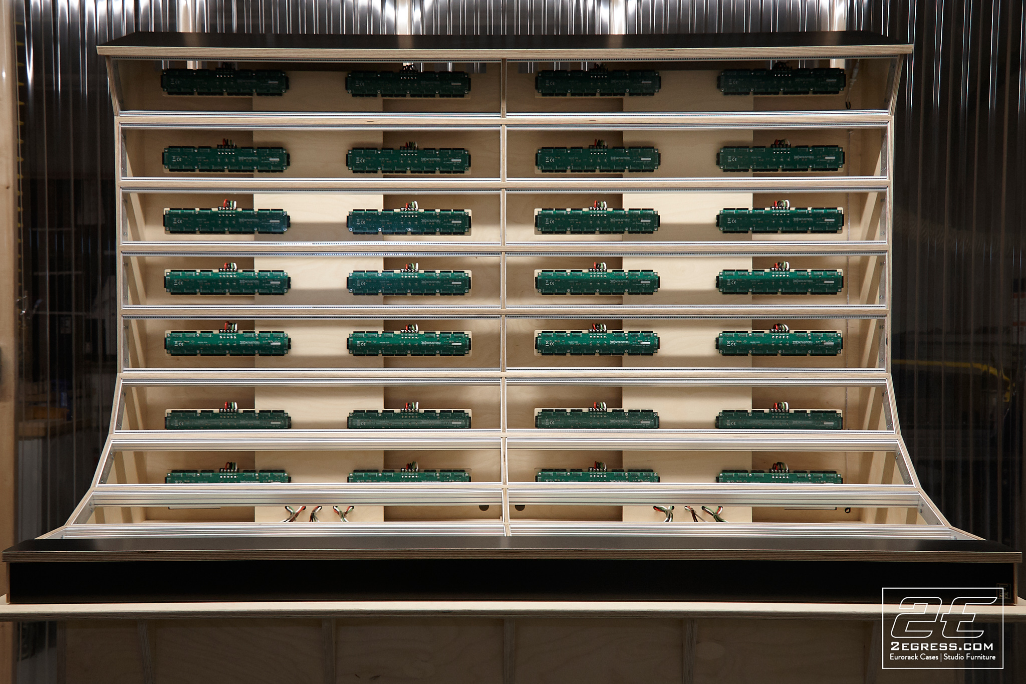 eurorackcase 27u  gunslinger 2egress