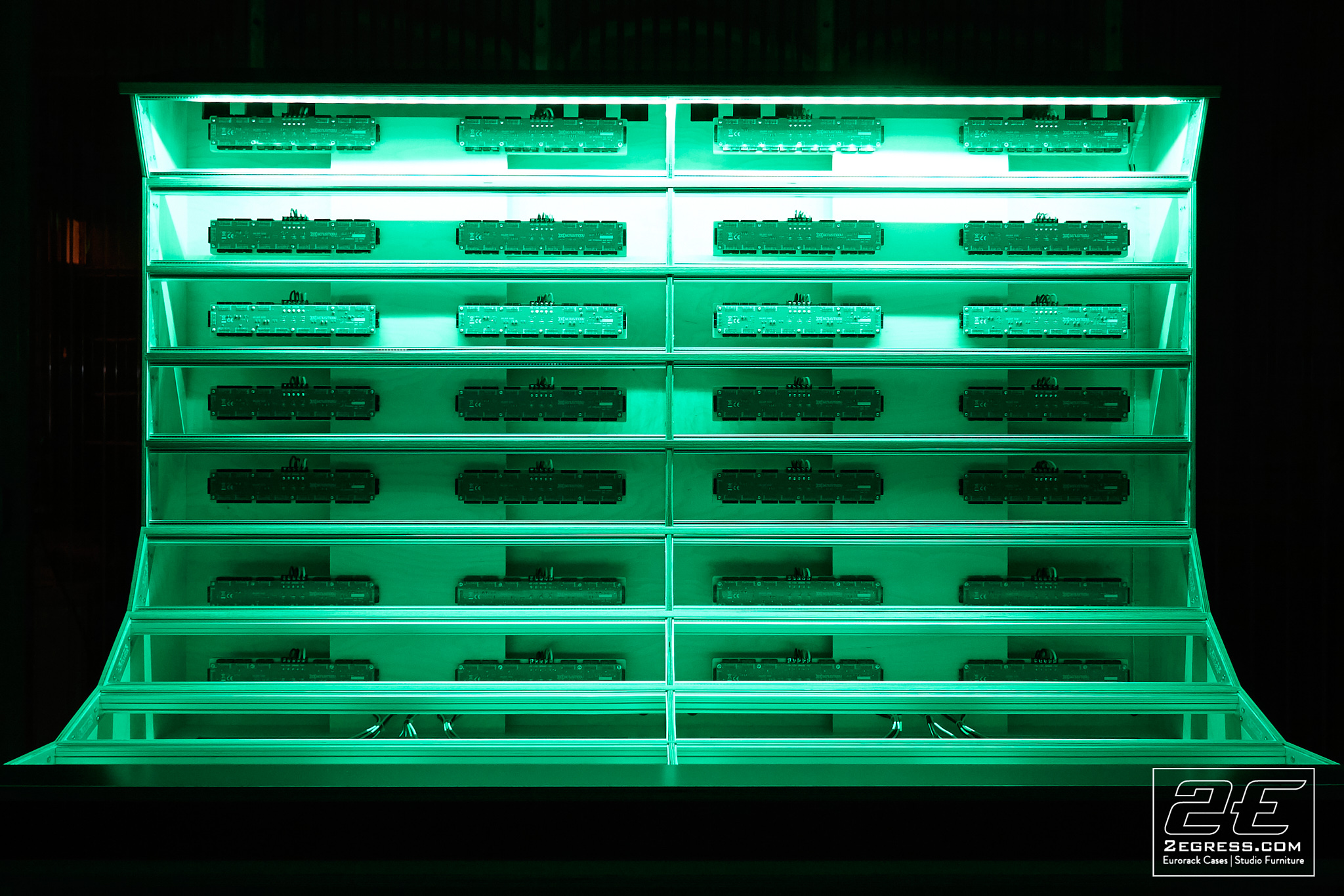 custom eurorack case 2egress