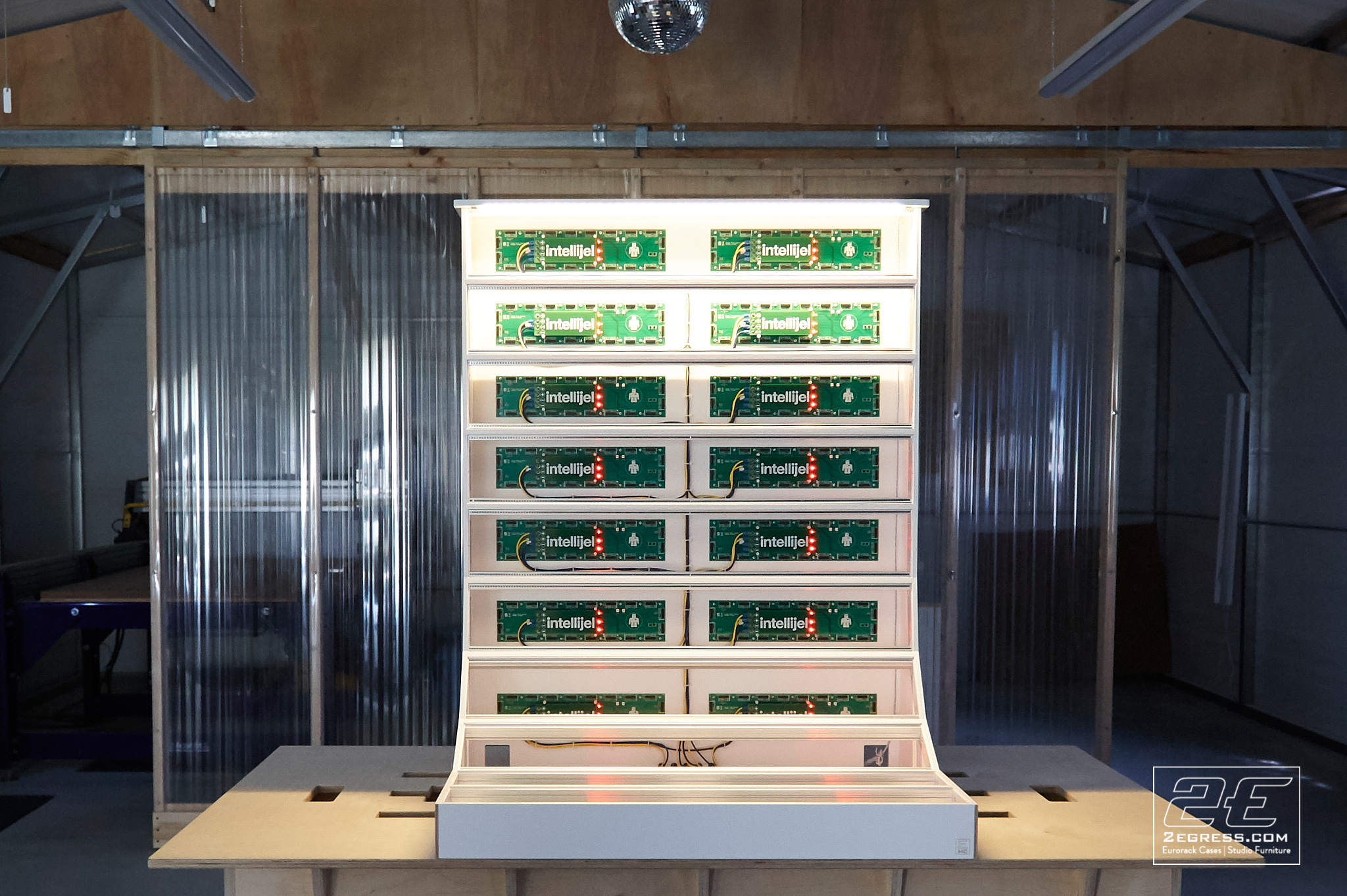 custom eurorack case 2egress