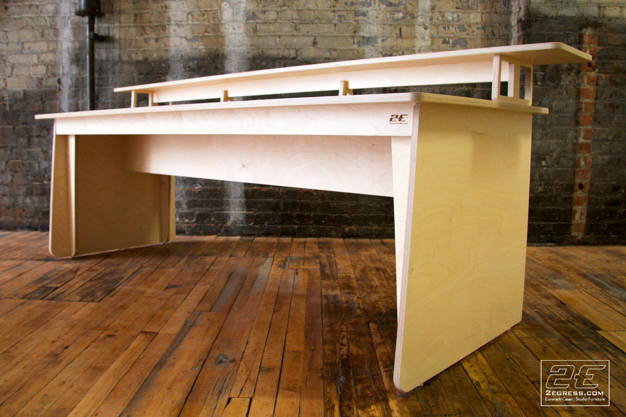 Film production desk 2egress