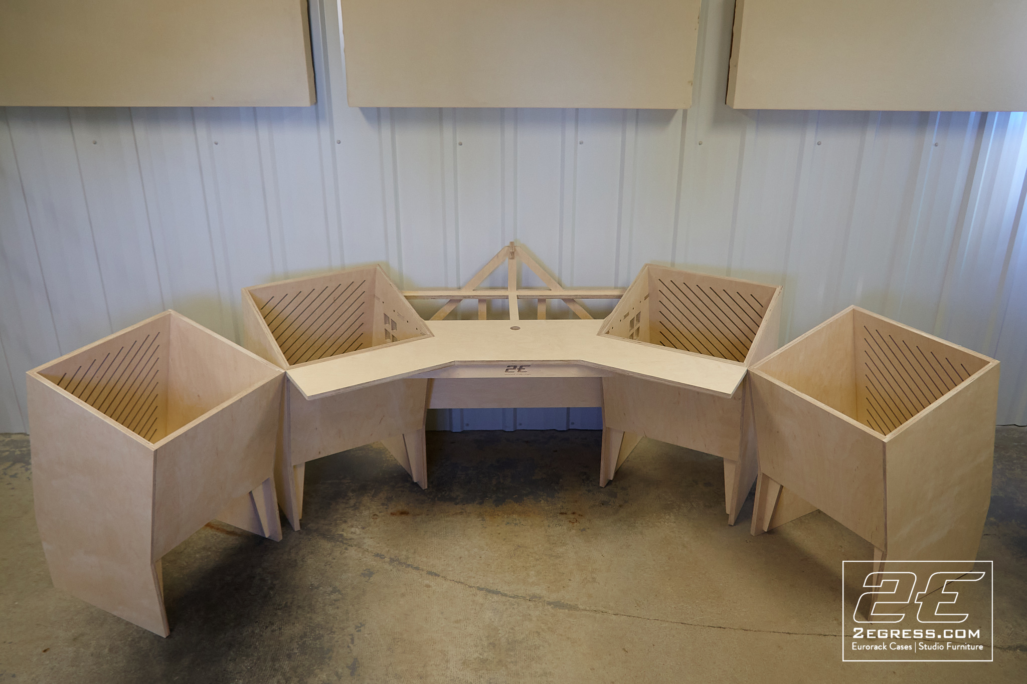 studio desk la maîtresse 2egress