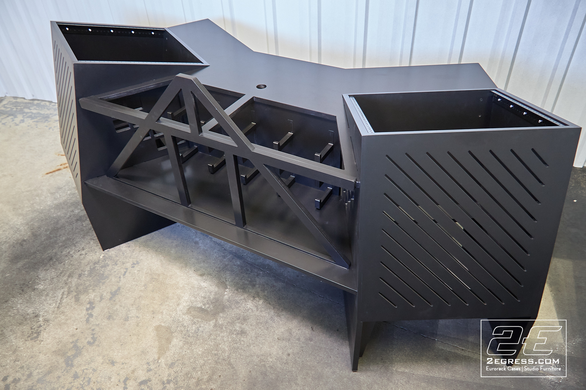 studio desk la maîtresse 2egress