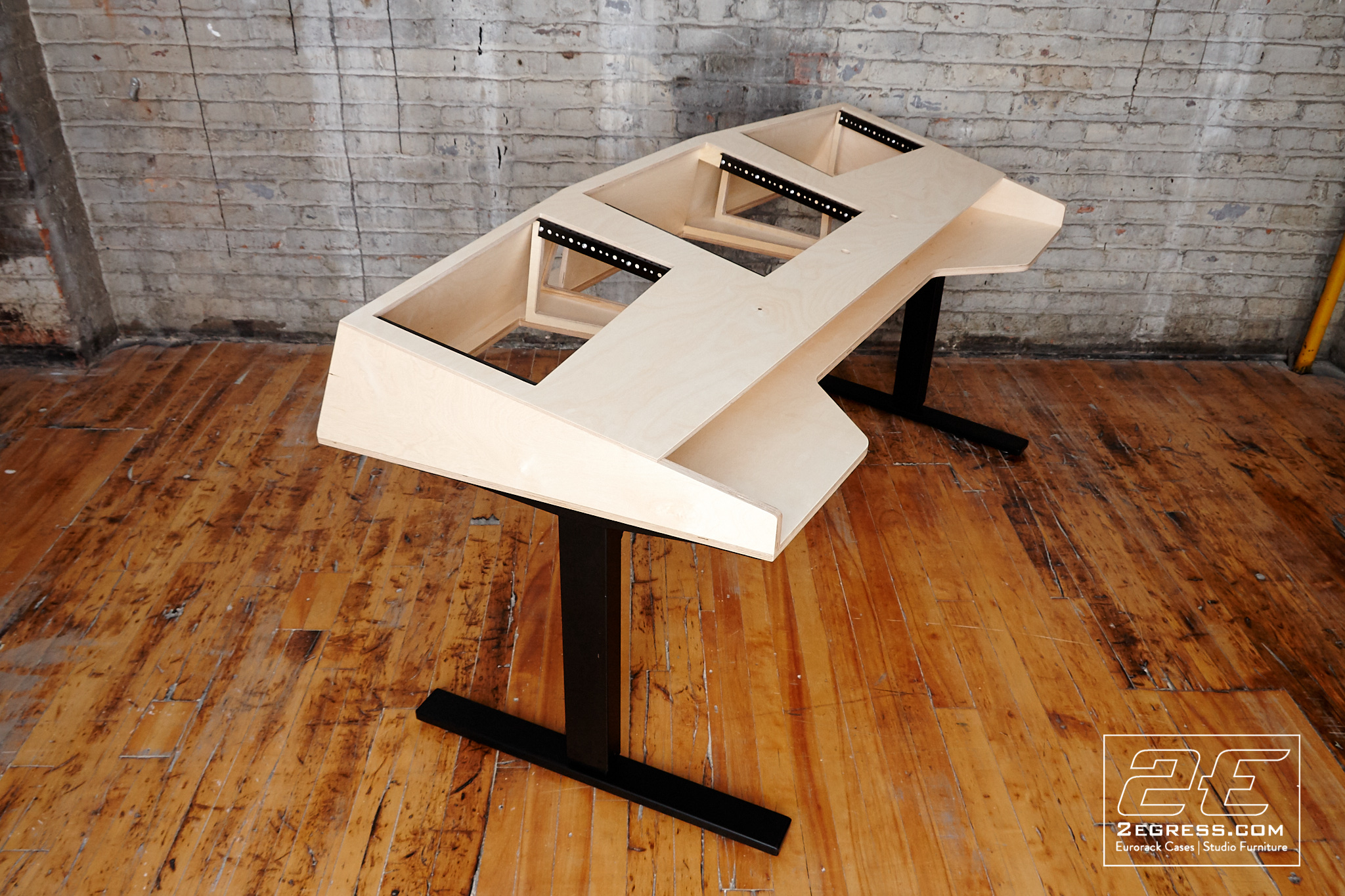 Neil Parfitt studio desk VTOL 2Egress