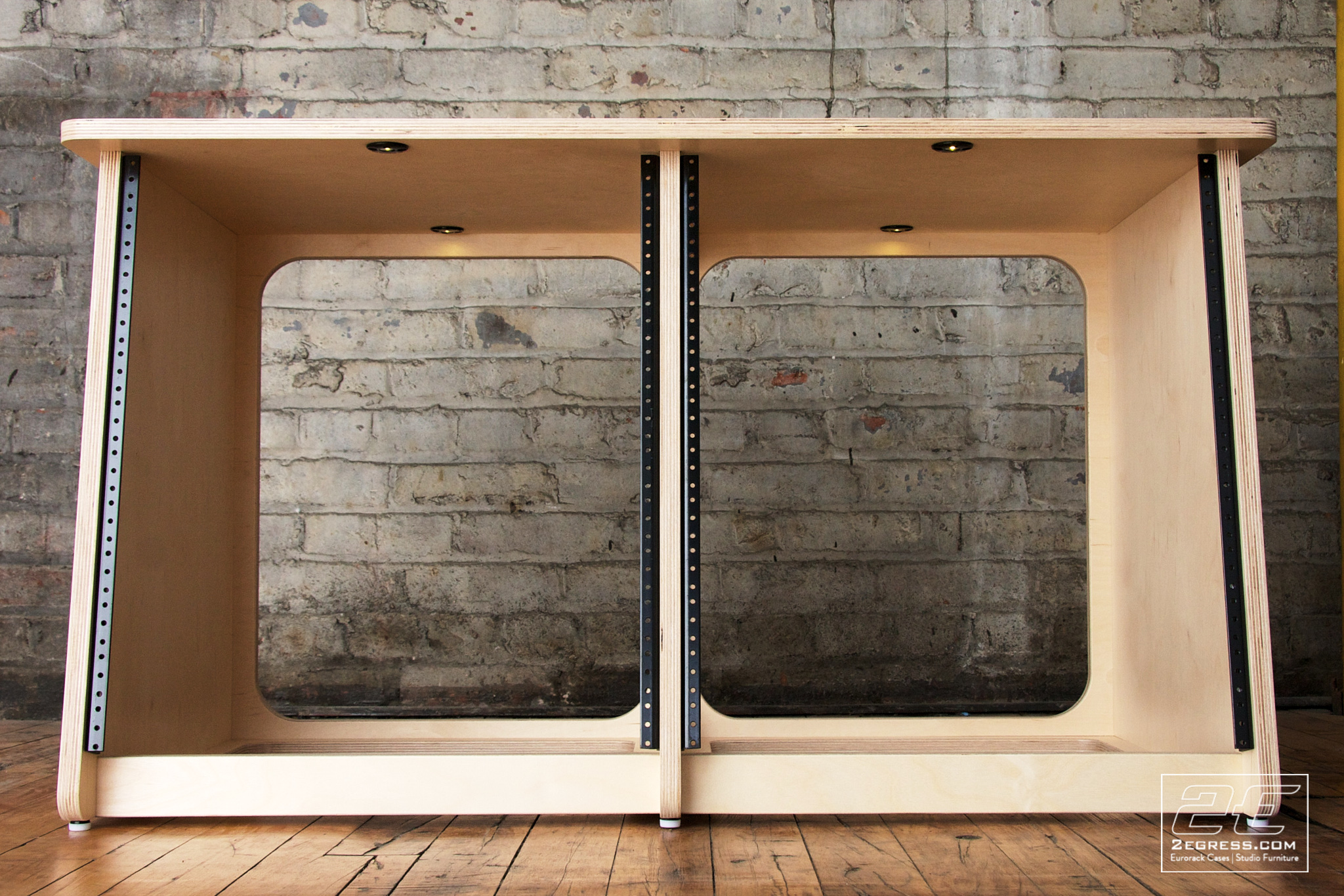 studio rack double bay 2egress