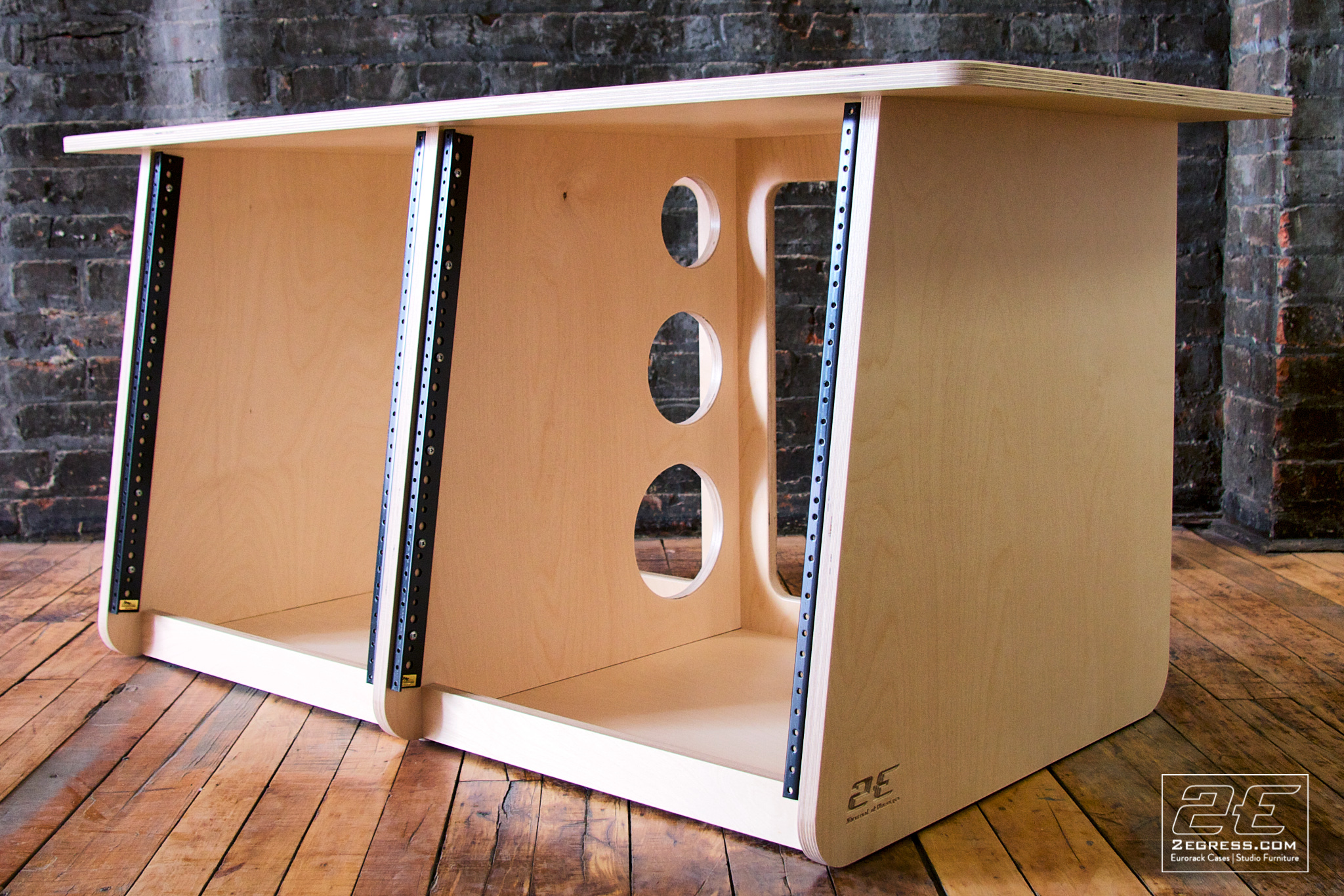 studio rack double bay 2egress