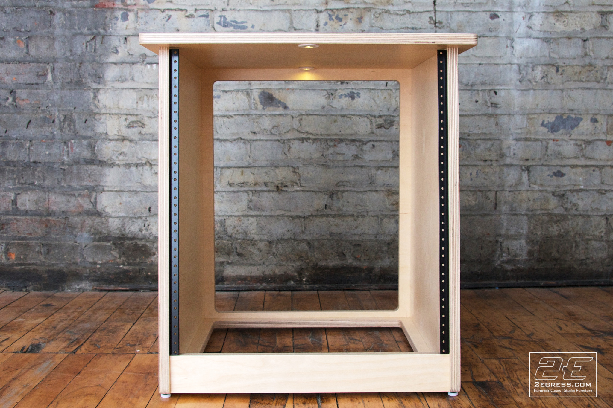 studio rack single bay 2egress