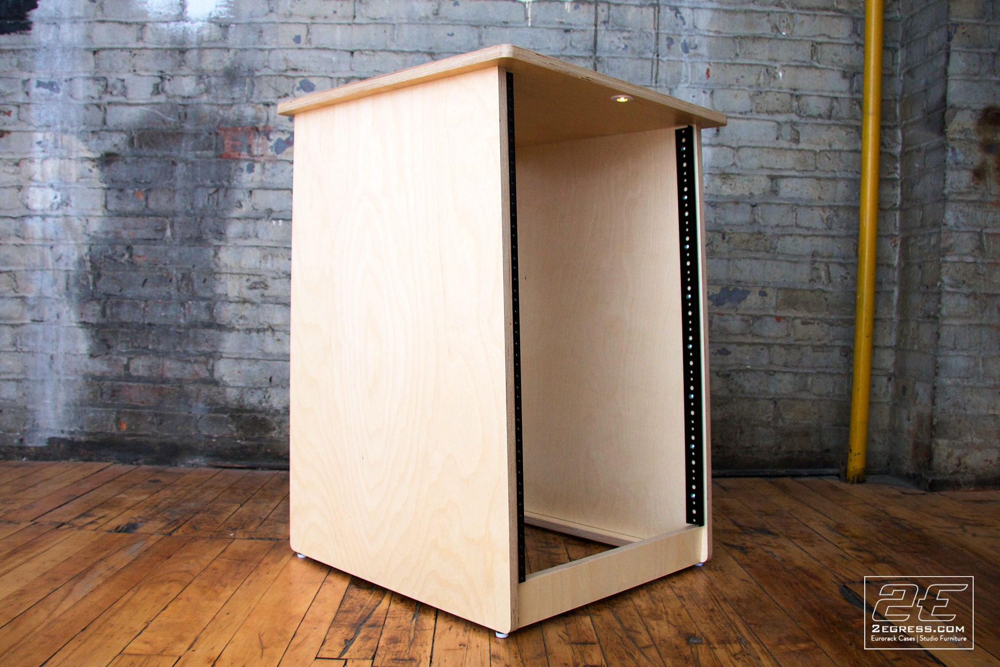 studio rack single bay 2egress