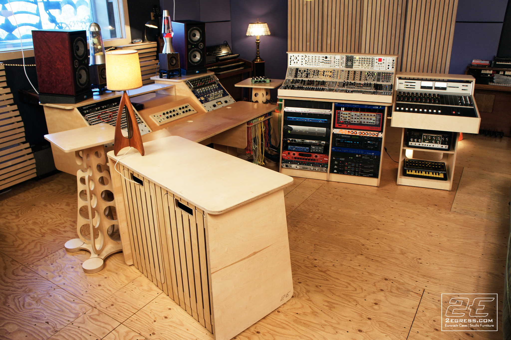 studio desk eclipse dual bay 2egress