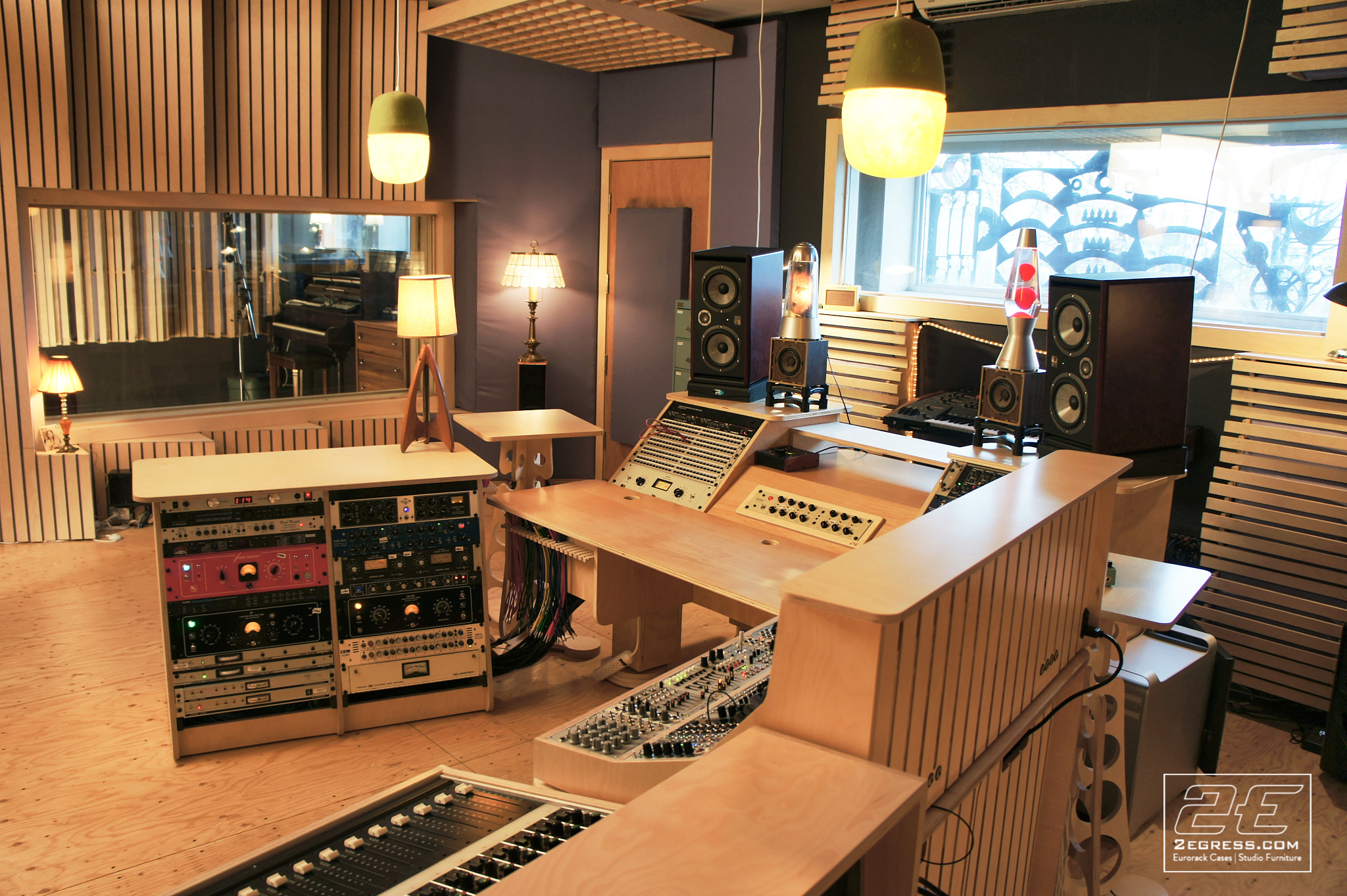 studio desk eclipse dual bay 2egress