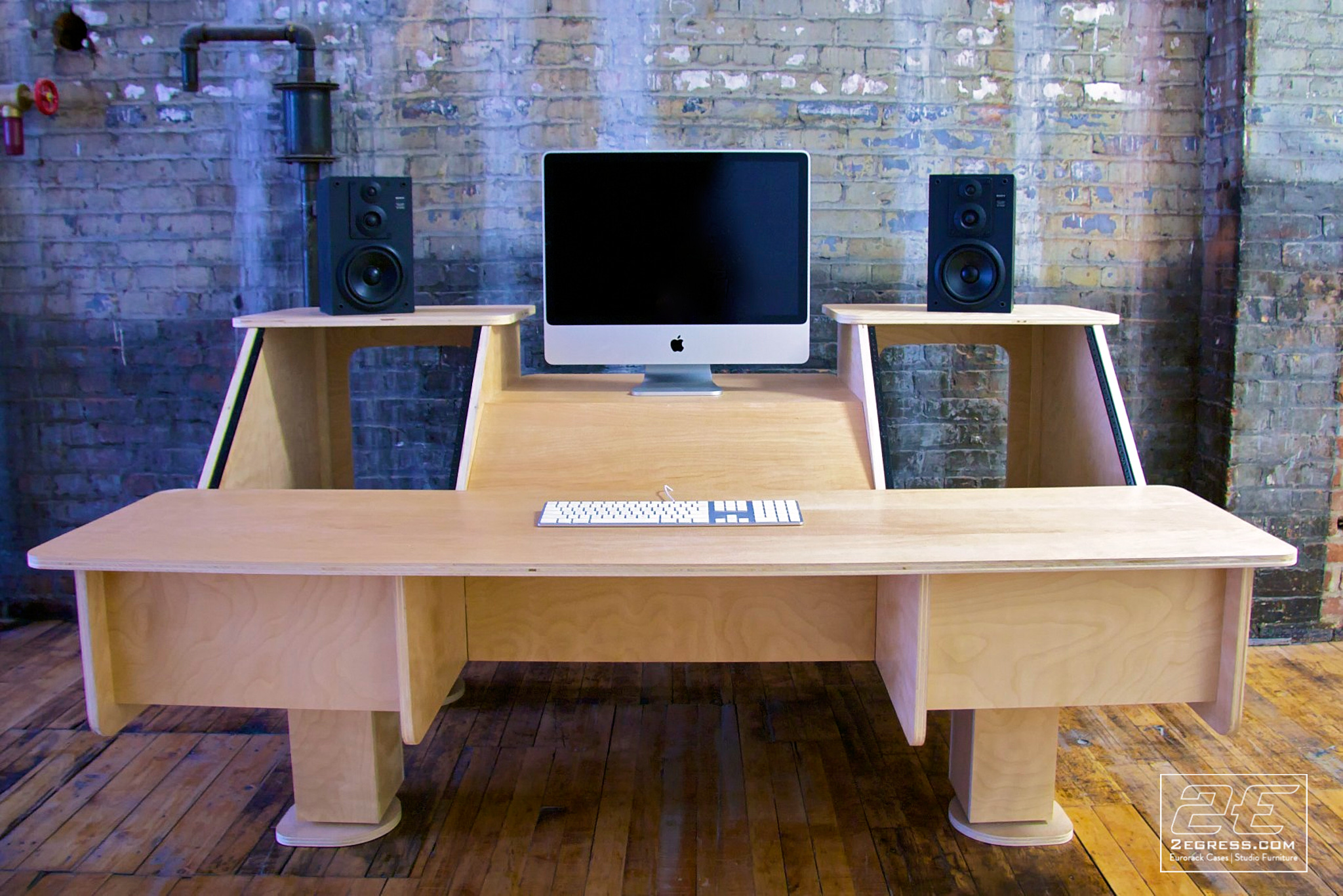 studio desk eclipse dual bay 2egress