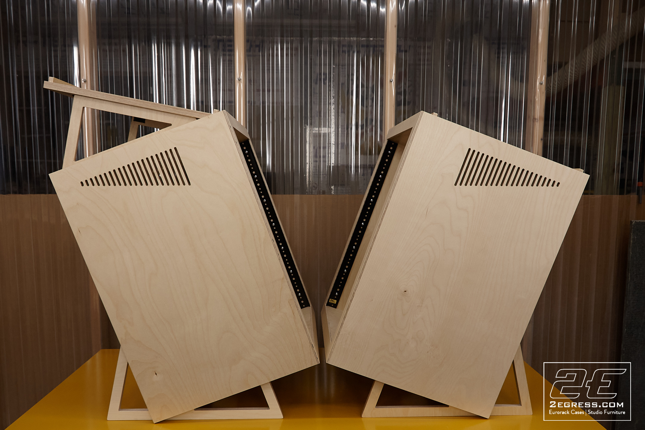 Stduio Rack | Lifttop | 2Egress