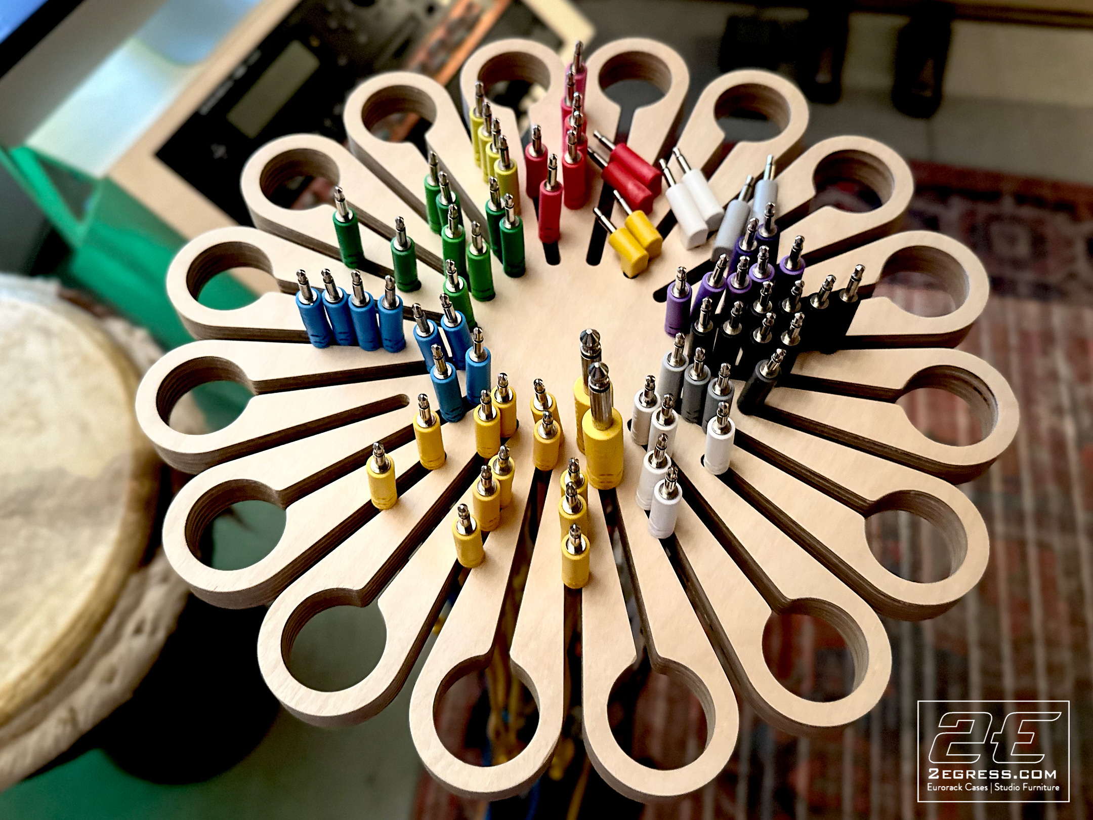 Eurorack Cable Hanger MM304 | Microphone Stand | 2Egress