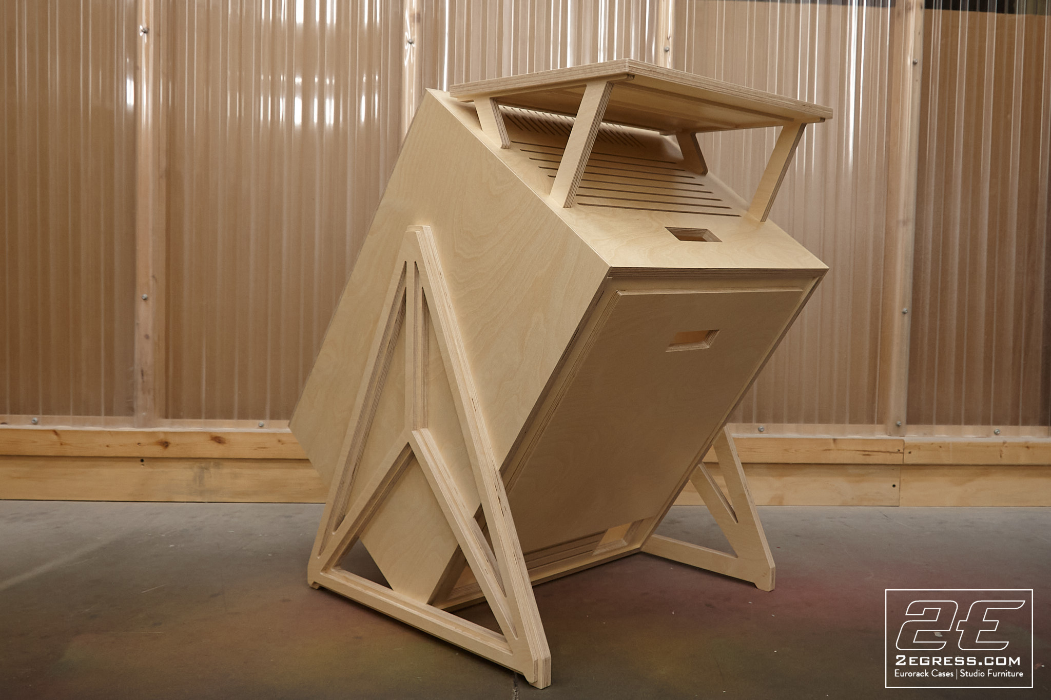 Studio Rack | Voyager I | 2Egress