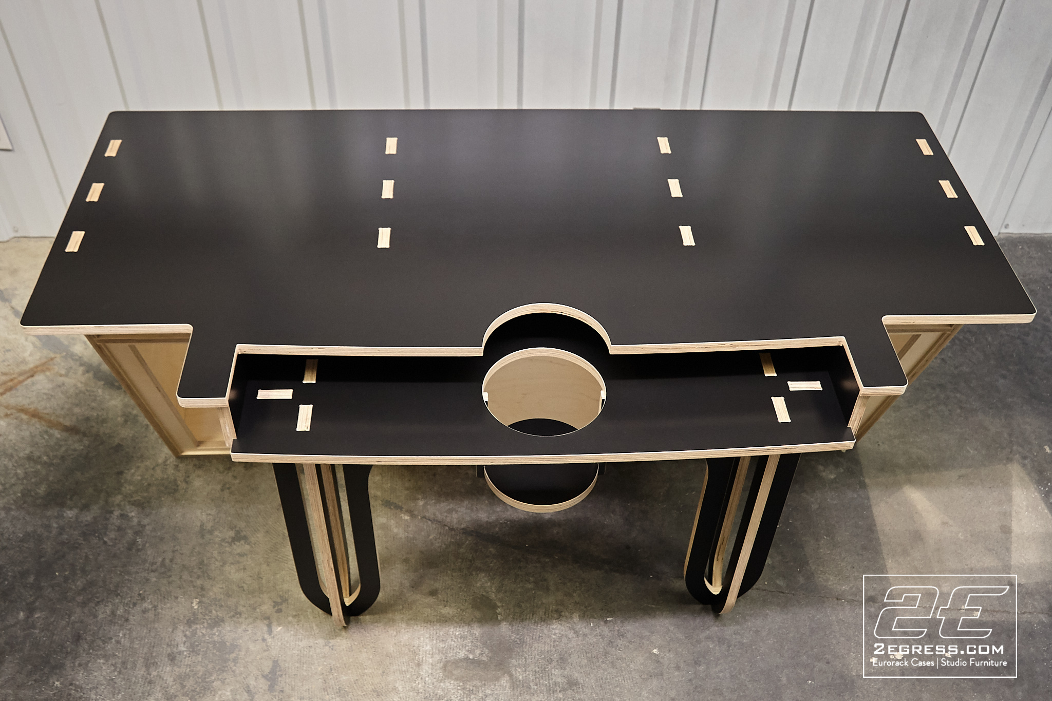 Studio equipment rack SPUTNIK RIch Walters 2Egress